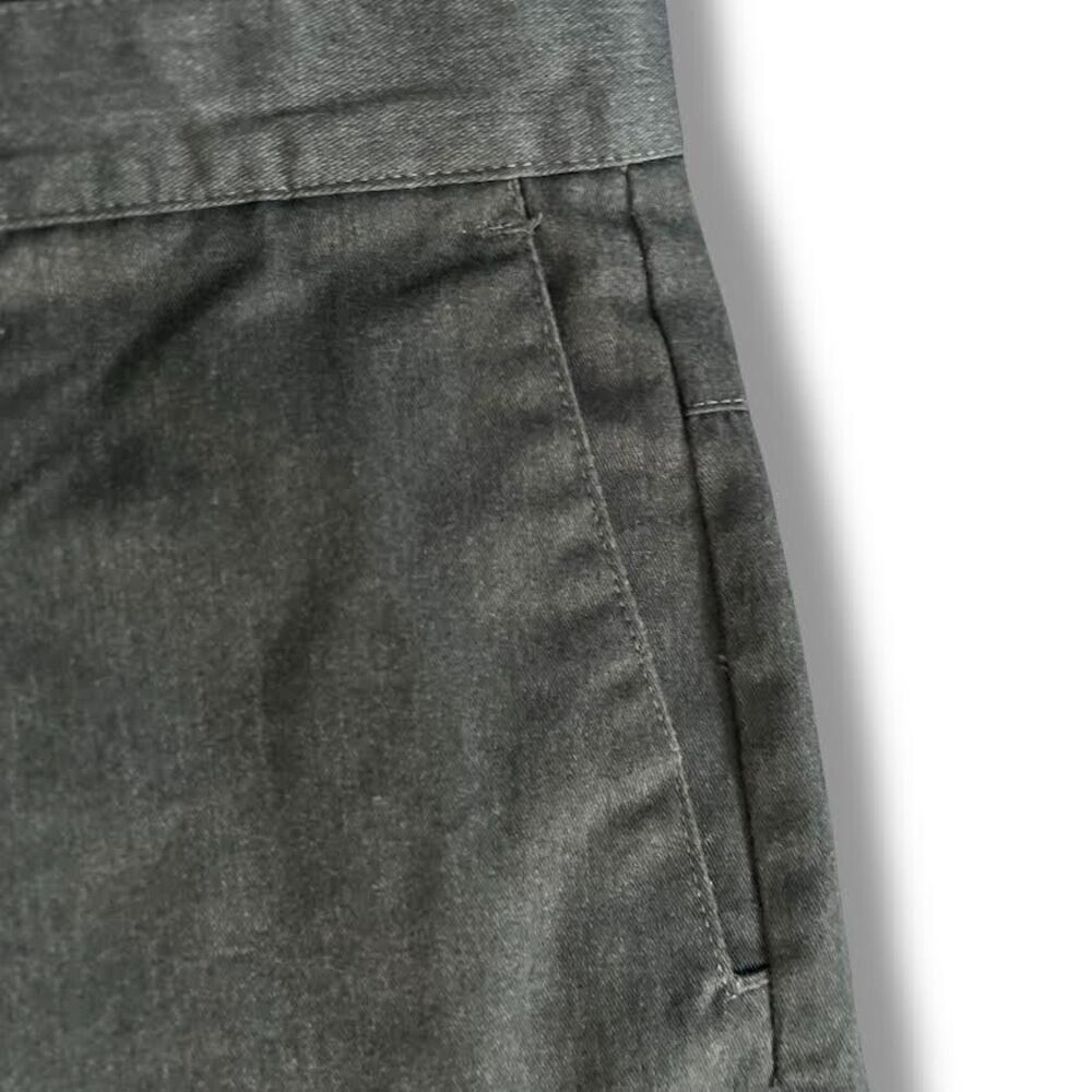 Volcom Shorts Mens Size 31 Gray Chino Flat Front True To This Walking Casual - Picture 6 of 15